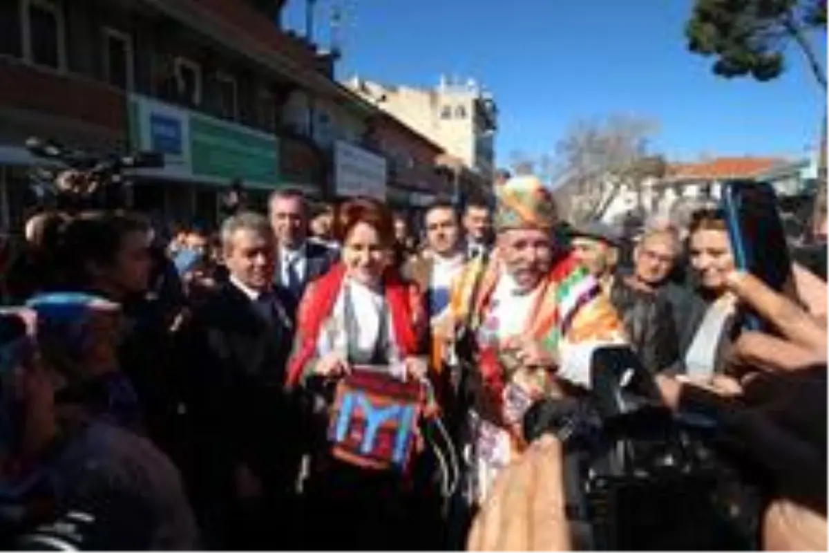 İYİ Parti Genel Başkanı Akşener Balıkesir'de