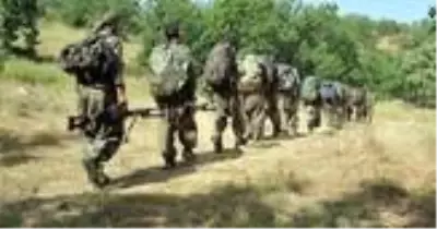 MSB: Fırat Kalkanı bölgesine sızmaya çalışan PKK/YPG'li 7 terörist etkisiz hale getirildi MSB: Fırat Kalkanı bölgesine sızmaya çalışan PKK/YPG'li 7 terörist etkisiz hale getirildi