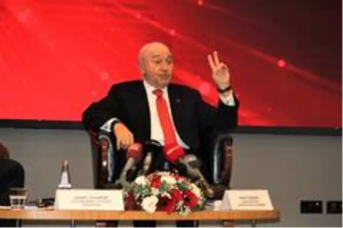 Nihat Özdemir: 'İzmir'e bir milli maç vermek istiyoruz'