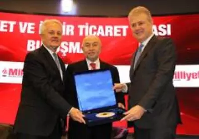 Nihat Özdemir: 'İzmir'e bir milli maç vermek istiyoruz' Nihat Özdemir: 'İzmir'e bir milli maç vermek istiyoruz'