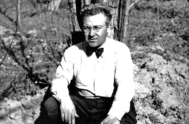 Sabahattin Ali en çok beğenilen sözleri neler? Sabahattin Ali kitaplarından en güzel alıntılar nelerdir? Sabahattin Ali şiirleri!
