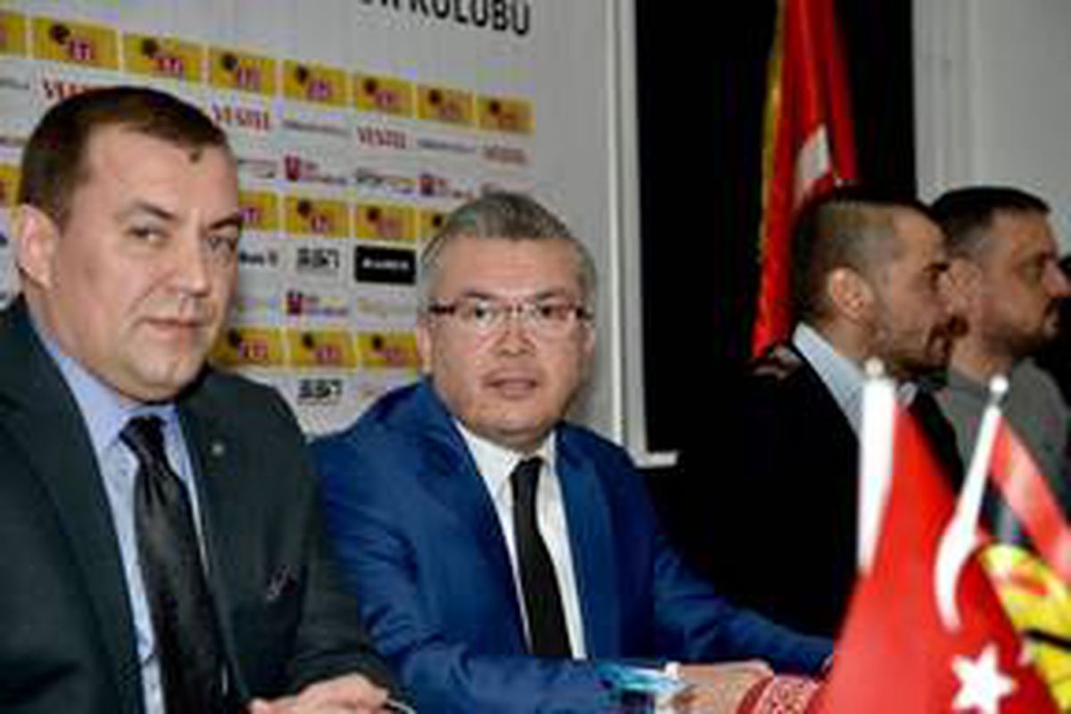 Eskişehirspor Kulübü Başkanı Mustafa Akgören: 'Borcumuz her geçen gün artıyor'