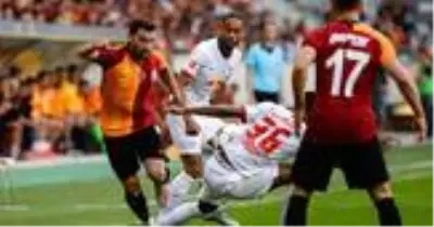 Galatasaray'da Şener ile yollar ayrılıyor