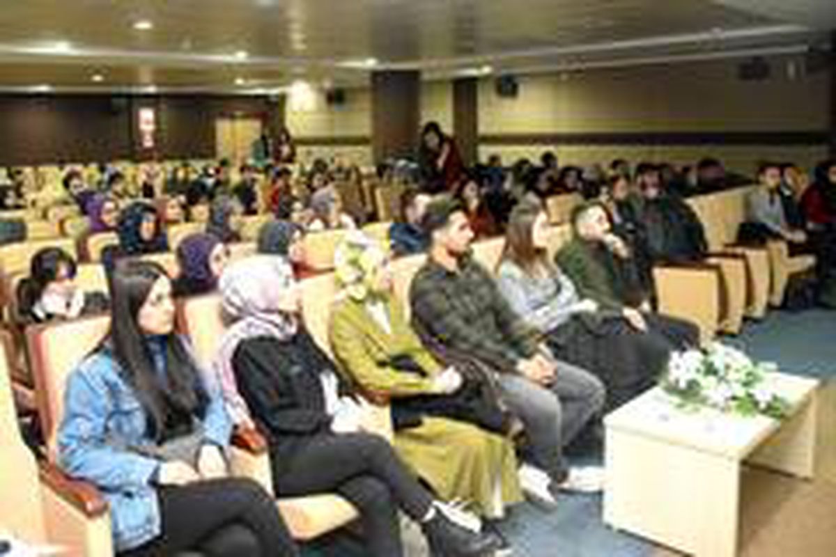 KMÜ'de İİBF öğrencilerine kariyer tüyoları
