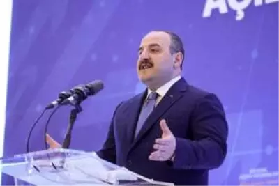 Sanayi ve Teknoloji Bakanı Varank, Kütahya'da sanayicilerle bir araya geldi Açıklaması Sanayi ve Teknoloji Bakanı Varank, Kütahya'da sanayicilerle bir araya geldi Açıklaması