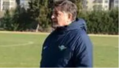 Yılmaz Vural, Akhisarspor'u yarışta tuttu! Yılmaz Vural, Akhisarspor'u yarışta tuttu!