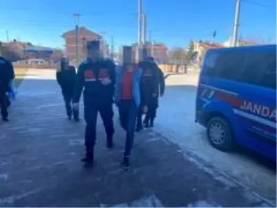 Afyonkarahisar'da 4 hayvan hırsızı tutuklandı