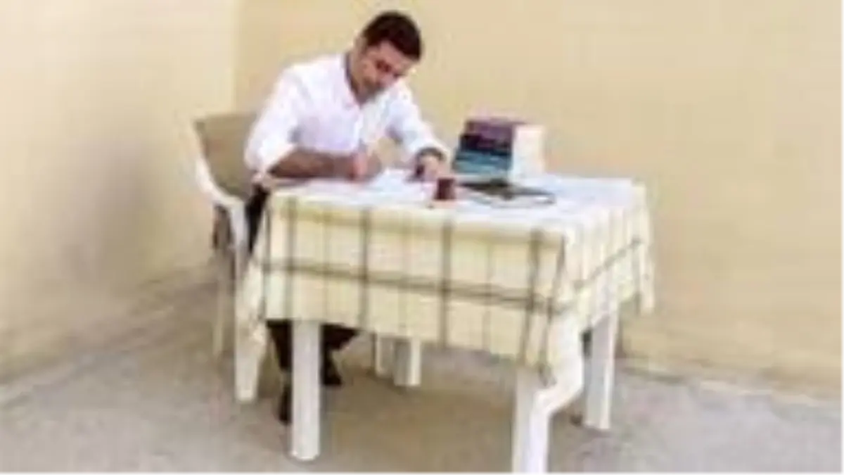 Demirtaş'tan İdlib'deki saldırıya ilişkin mesaj: Savaş değil barış sesimizi yükseltelim