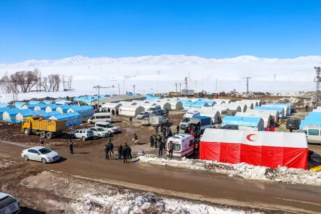 Depremde hayatını kaybeden baba, geride gözü yaşlı eş ve 7 çocuk