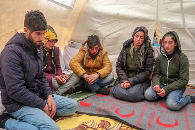 Depremde hayatını kaybeden baba, geride gözü yaşlı eş ve 7 çocuk