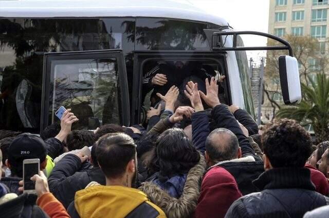 Düzensiz göçmenlerin Avrupa'ya geçmek amacıyla Edirne'ye gidişi sürüyor
