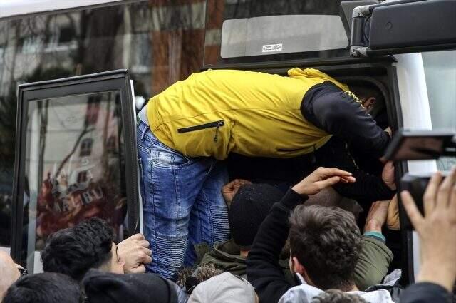 Düzensiz göçmenlerin Avrupa'ya geçmek amacıyla Edirne'ye gidişi sürüyor