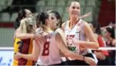 Galatasaray HDI Sigorta 3-2 Türk Hava Yolları Galatasaray HDI Sigorta 3-2 Türk Hava Yolları