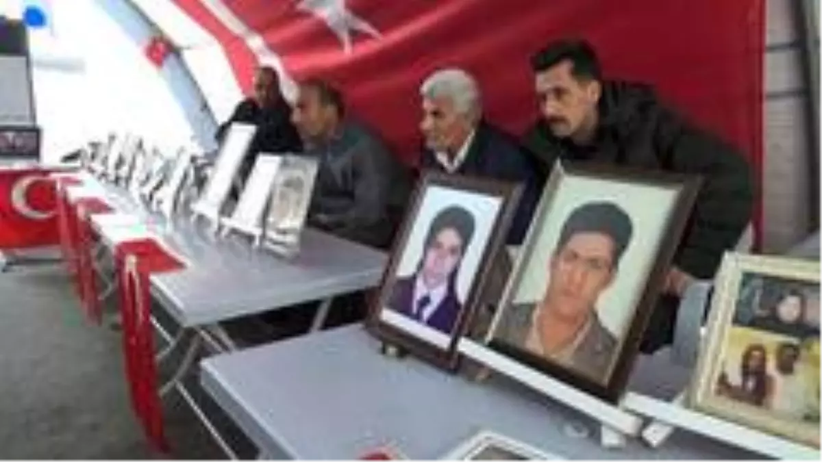 HDP önündeki evlat nöbeti 179'uncu gününde