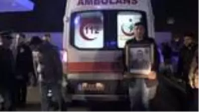 İdlib şehidi Kurtulmuş, son yolculuğuna uğurlandı İdlib şehidi Kurtulmuş, son yolculuğuna uğurlandı