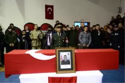 İdlib şehidi Piyade Uzman Onbaşı Kurtulmuş son yolculuğuna uğurlandı İdlib şehidi Piyade Uzman Onbaşı Kurtulmuş son yolculuğuna uğurlandı