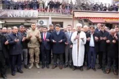 İdlib Şehitleri için Cuma Namazı sonrası dua edildi İdlib Şehitleri için Cuma Namazı sonrası dua edildi