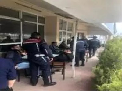 Jandarma aranan 16 kişiyi yakaladı Jandarma aranan 16 kişiyi yakaladı