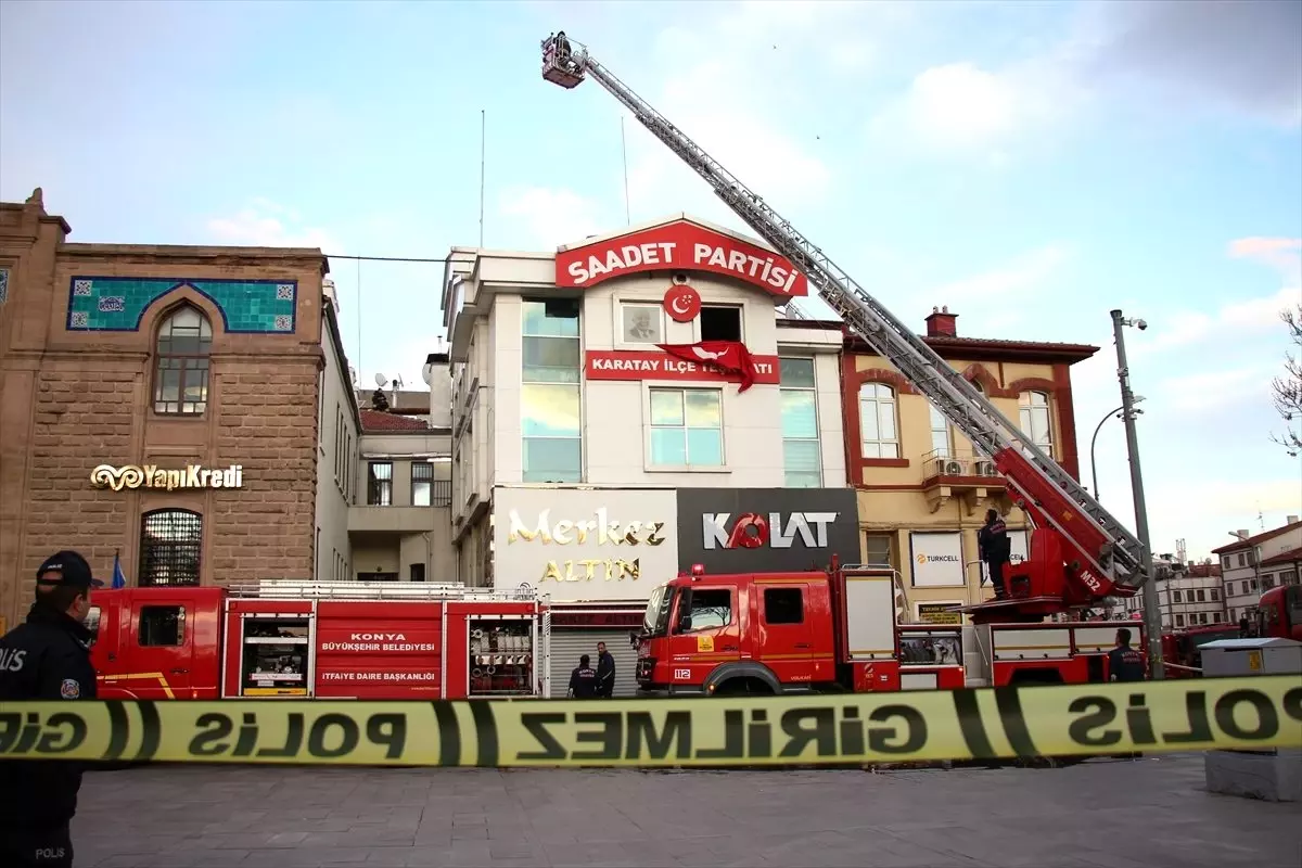 Konya�da iş merkezi yangını Haberler