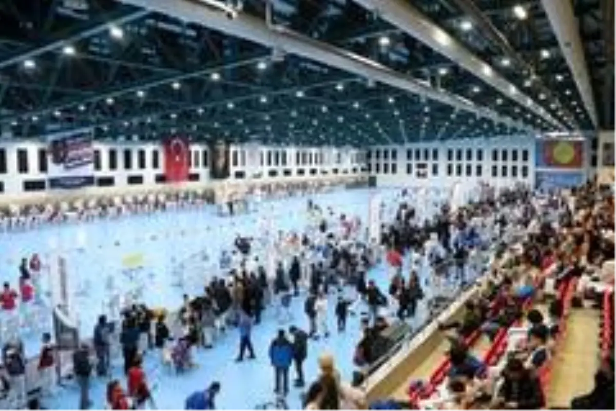 Minik okçular 12'den vurmak için ter döküyor