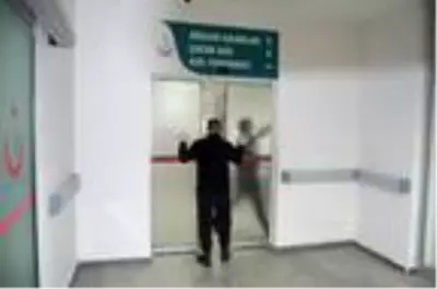 İran'dan gelen Türk TIR şöforü koronavirüs şüphesi ile gözlem altına alındı İran'dan gelen Türk TIR şöforü koronavirüs şüphesi ile gözlem altına alındı