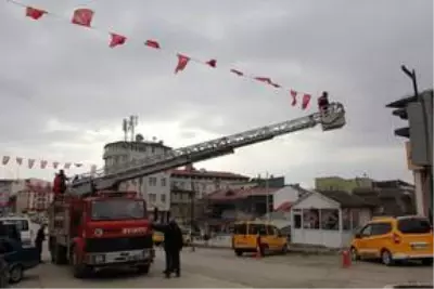 Türkiye Mehmetçik için tek yürek oldu Türkiye Mehmetçik için tek yürek oldu