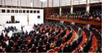 BM ve NATO olağanüstü toplanırken, TBMM'nin olağan gününde toplanma kararı tepki çekti BM ve NATO olağanüstü toplanırken, TBMM'nin olağan gününde toplanma kararı tepki çekti