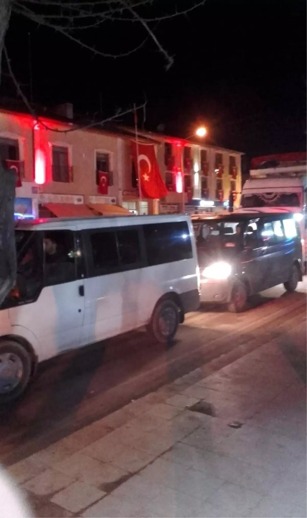 Çifteler �de İdlib şehitleri için konvoy oluşturuldu Haberler