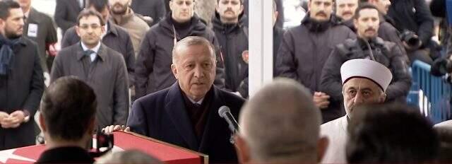 Cumhurbaşkanı Erdoğan'dan İdlib şehidi Uzman Çavuş Emre Baysal'a son görev