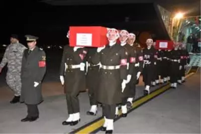 İdlip'de şehit düşen iki askerin naaşı Tekirdağ'a getirildi