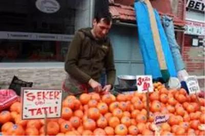Kış meyvelerinin fiyatı sezon bitmeden yükseldi.