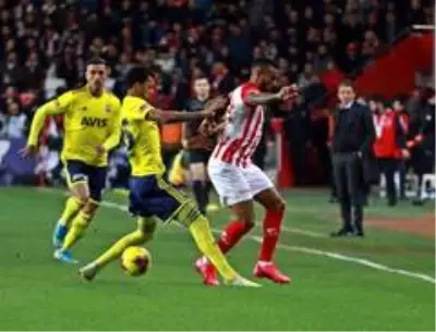 Süper Lig: Antalyaspor: 0 - Fenerbahçe: 1 (İlk yarı)
