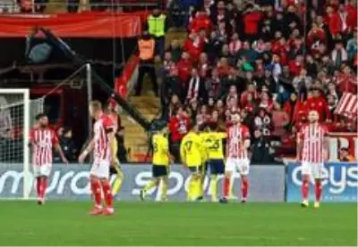 Süper Lig: Antalyaspor: 0 - Fenerbahçe: 1 (İlk yarı)