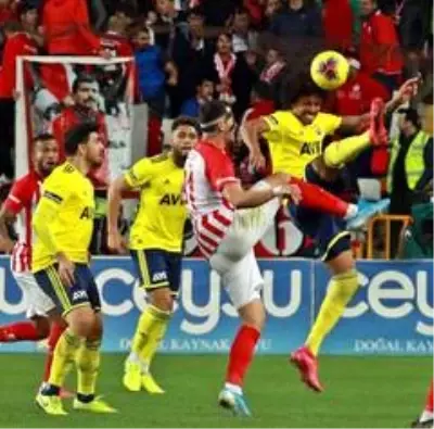 Süper Lig: Antalyaspor: 2 - Fenerbahçe: 2 (Maç sonucu)