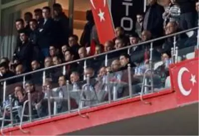 Süper Lig: Antalyaspor: 2 - Fenerbahçe: 2 (Maç sonucu)