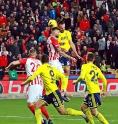 Süper Lig: Antalyaspor: 2 - Fenerbahçe: 2 (Maç sonucu)