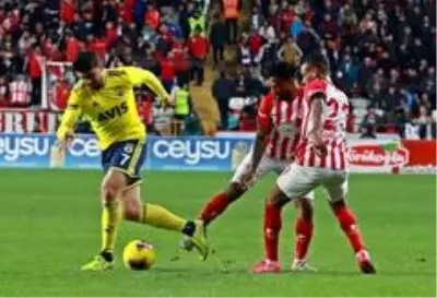 Süper Lig: Antalyaspor: 2 - Fenerbahçe: 2 (Maç sonucu)