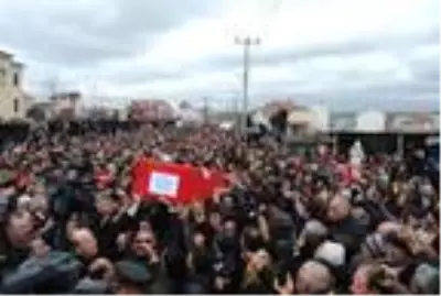 Tekirdağ 3 şehidini gözyaşlarıyla uğurladı(2)