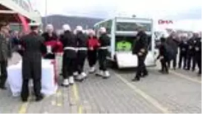 Zonguldak idlib şehidi tolga can yılmaz'ı binler uğurladı Zonguldak idlib şehidi tolga can yılmaz'ı binler uğurladı
