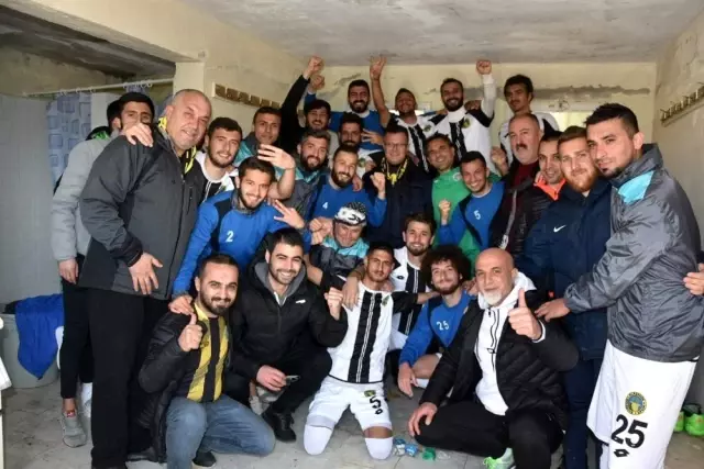 Alaşehir Belediyespor'dan 10 gollü tarihi galibiyet