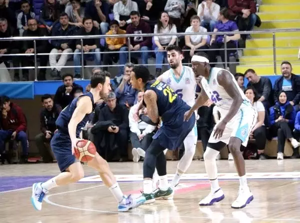 Meksa Yatırım Afyon Belediye - Fenerbahçe Beko: 62-64 Meksa Yatırım Afyon Belediye - Fenerbahçe Beko: 62-64