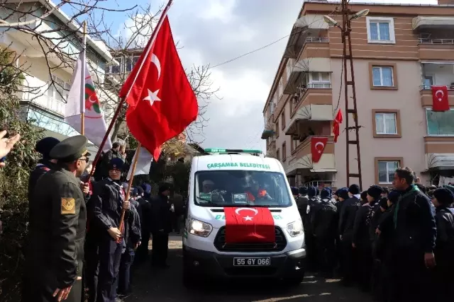 Şehidin 4 yaşındaki yeğeni: Dayım şehit oldu, vatan sağ olsun.