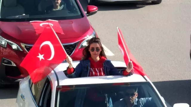 Sosyal medyada örgütlendiler, konvoy olup yollara düştüler
