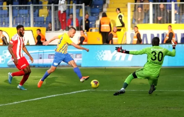 Süper Lig: MKE Ankaragücü: 0 - Sivasspor: 3 (Maç sonucu) Süper Lig: MKE Ankaragücü: 0 - Sivasspor: 3 (Maç sonucu)