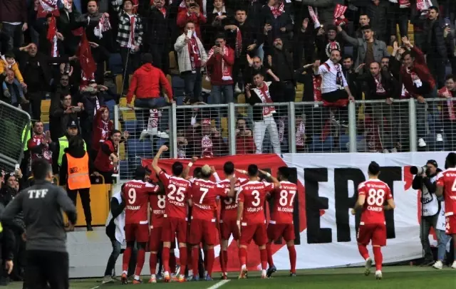 Süper Lig: MKE Ankaragücü: 0 – Sivasspor: 3 (Maç sonucu) Süper Lig: MKE Ankaragücü: 0 – Sivasspor: 3 (Maç sonucu)