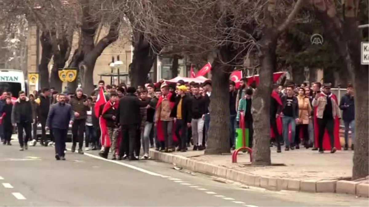 Türkiye Mehmetçik için tek yürek oldu