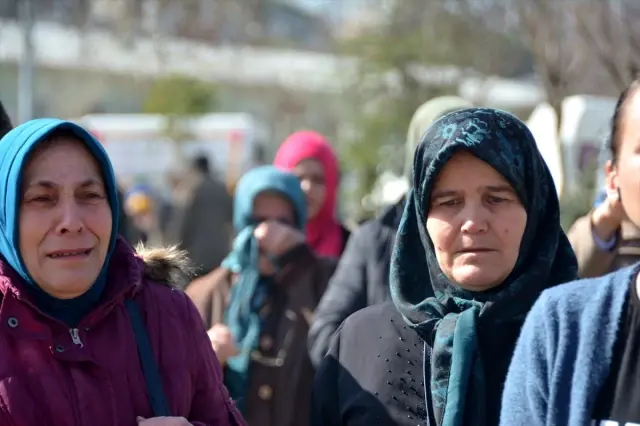Türkiye Mehmetçik için tek yürek oldu Türkiye Mehmetçik için tek yürek oldu