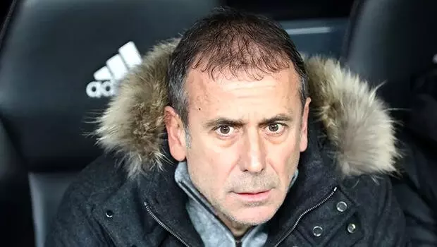 Abdullah Avcı'nın eski yardımcısından Fenerbahçe açıklaması! Abdullah Avcı'nın eski yardımcısından Fenerbahçe açıklaması!