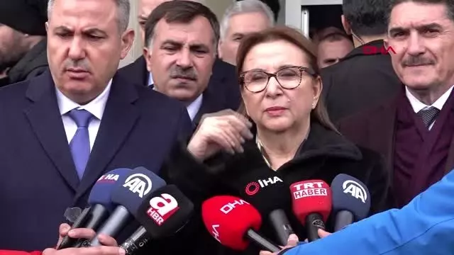 Ağrı'da, gümrük müdürlüğü servis aracına roketli saldırı 1 şehit Ağrı'da, gümrük müdürlüğü servis aracına roketli saldırı 1 şehit