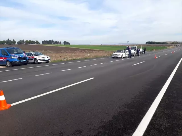 Balıkesir'de jandarmadan ikiz plaka denetimi